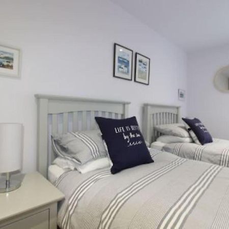 Middle Chine - 2 Bedroom Holiday Home Bournemouth Dış mekan fotoğraf