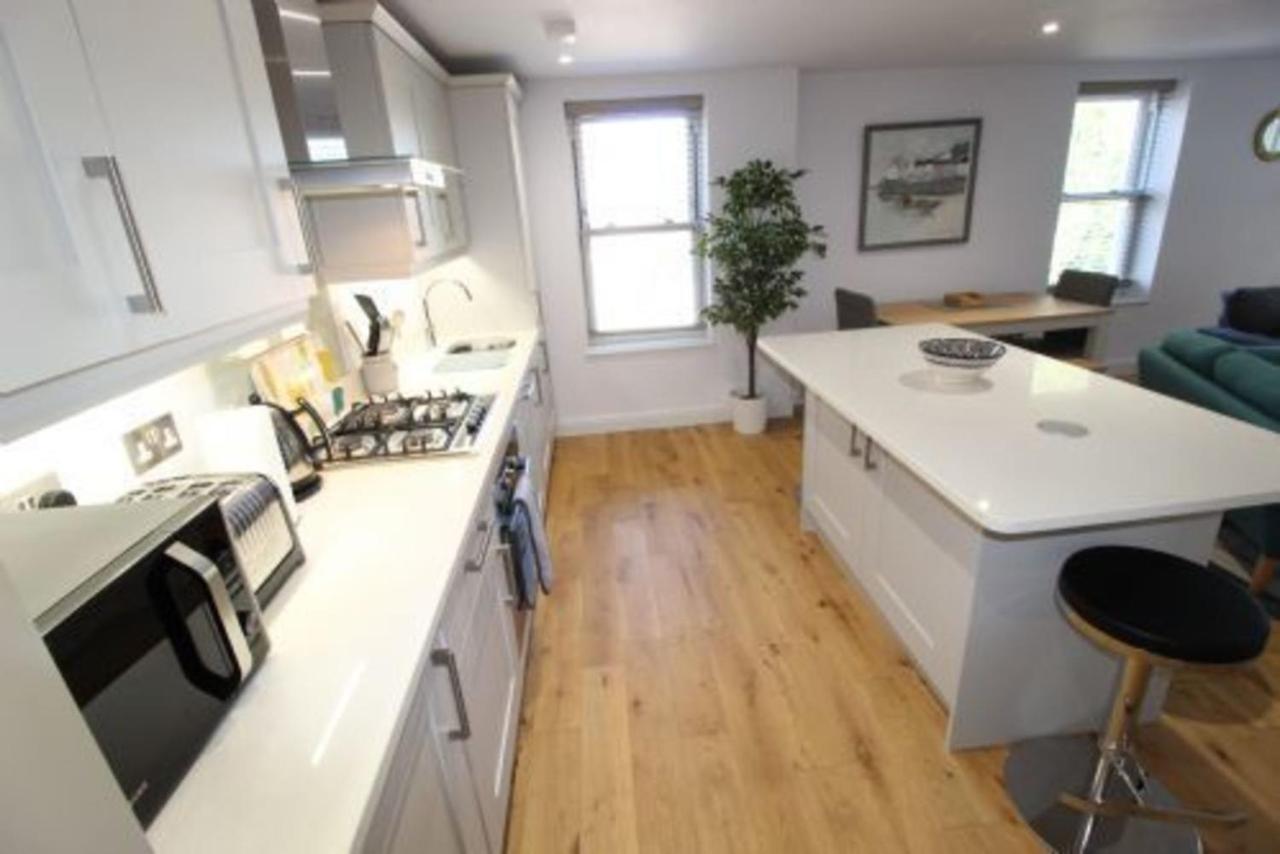 Middle Chine - 2 Bedroom Holiday Home Bournemouth Dış mekan fotoğraf